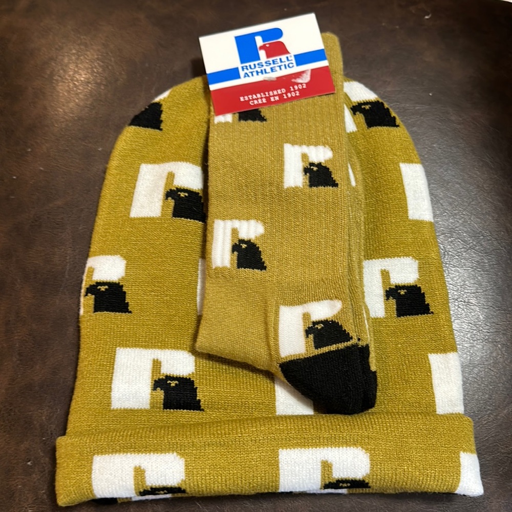 RUSSELL ATHLETIC BEANIE AND SOCK SET: BROWN: NWT